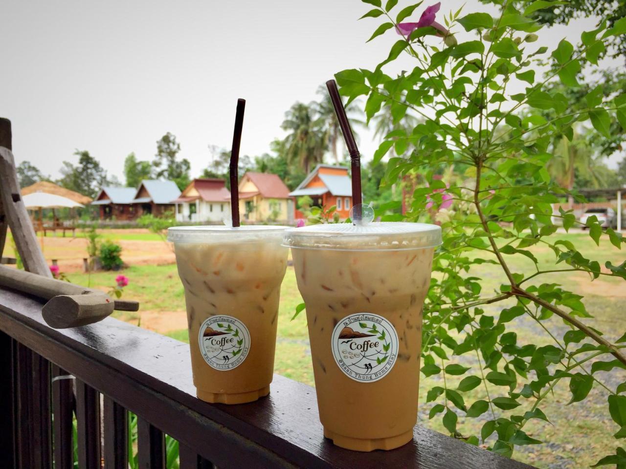 Baan Thung Home Stay ปราสาท ภายนอก รูปภาพ